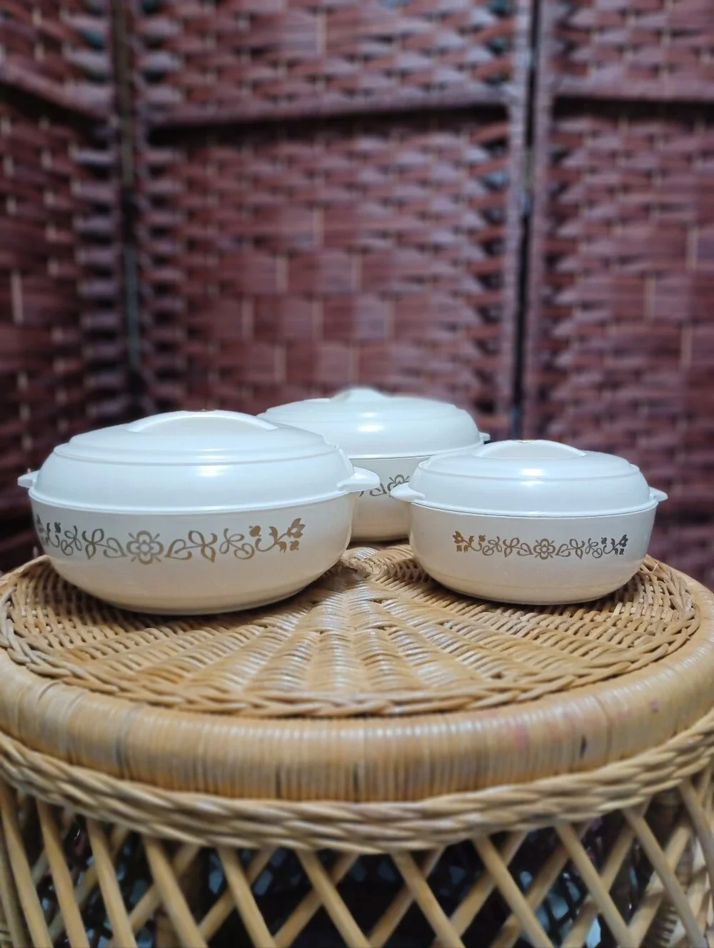Vintage Pelicano Insulated Dishes